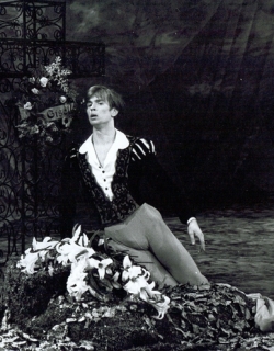 Rudolf Noureev dansant Giselle - 1962 - Michael Peto - University of Dundee Archives