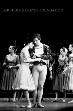 RNF_00348_Giselle